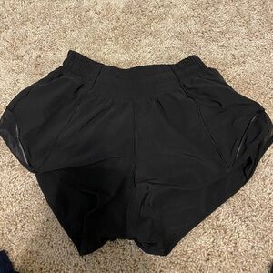Lulu hotty hots size 2 black shorts